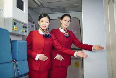 浙江廣廈建設職業技術大學空中乘務專業斬獲金華市禮儀大賽金獎，彰顯專業禮儀服務風采